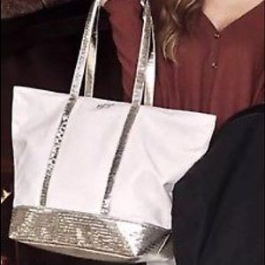 Cute gold Victoria Secret tote ❤😊